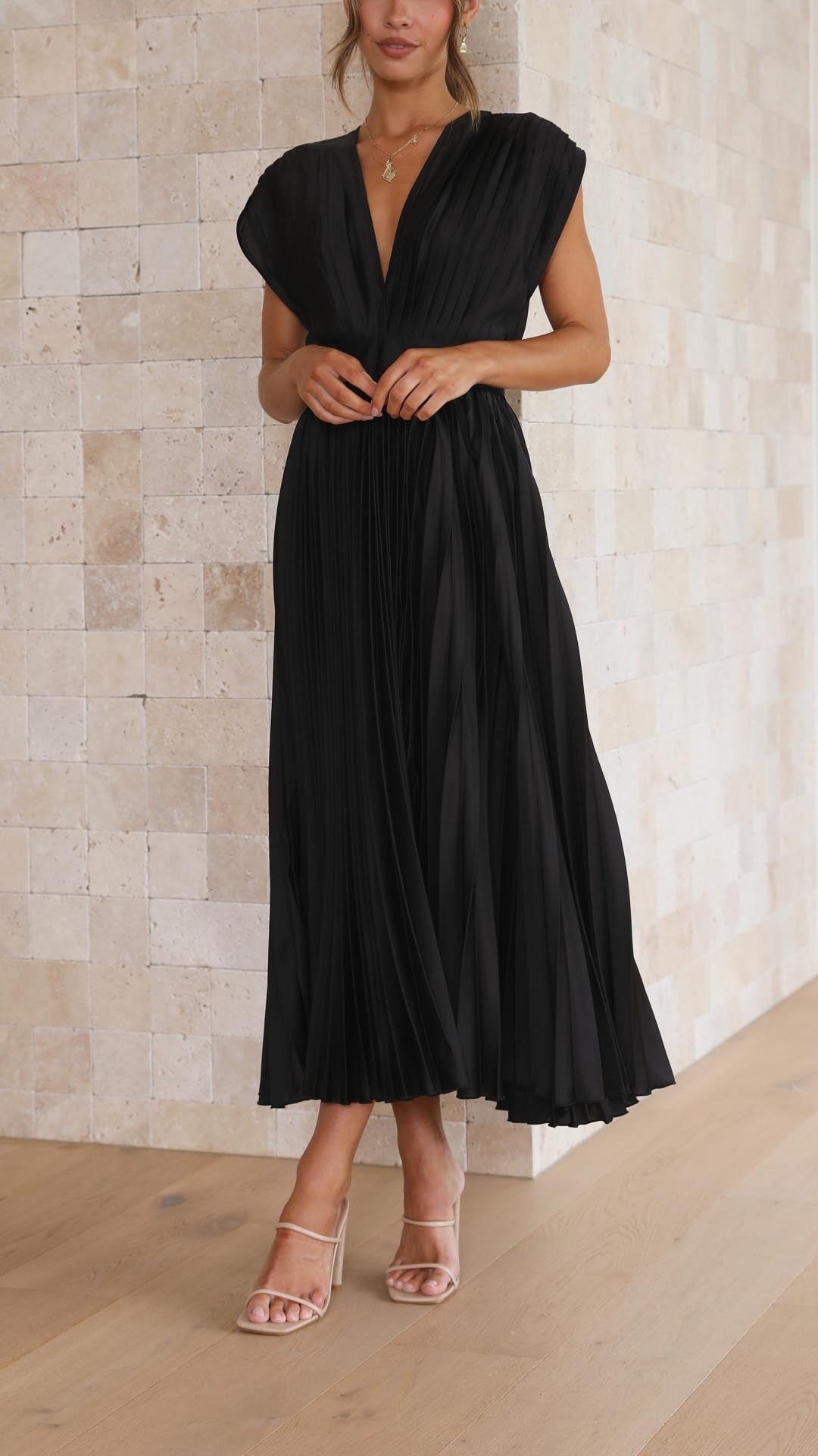Halina - Zwiewna i Elegancka Sukienka